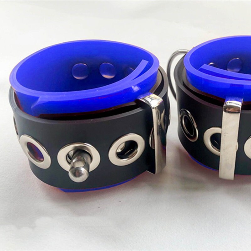 Rubber Thick Lockable Handcuffs ® DOMINA STORE