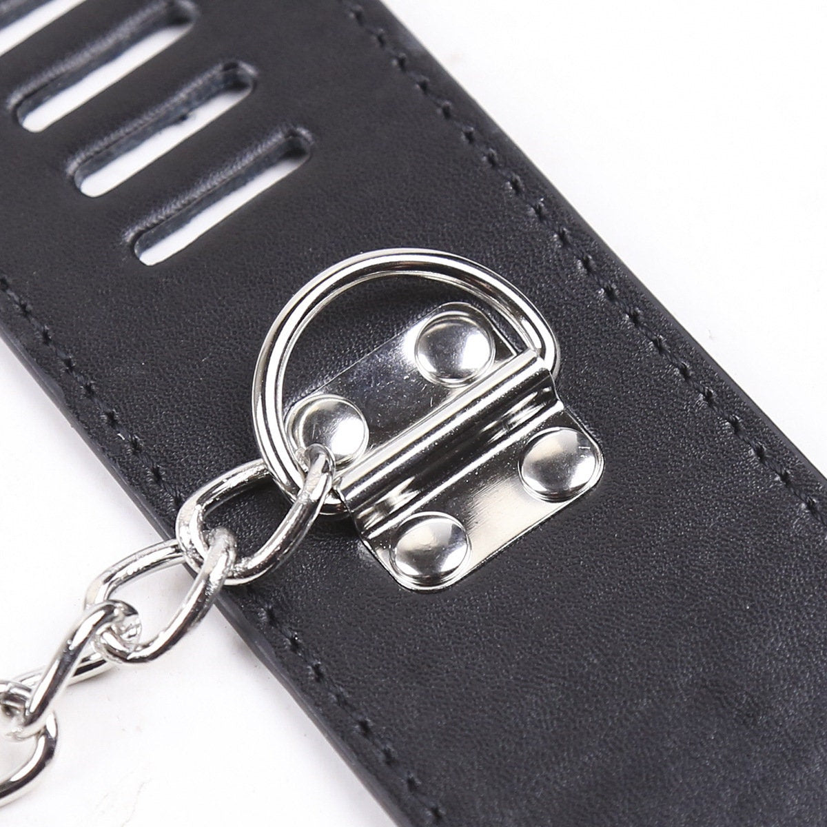 Leather Handcuff Lock ® DOMINA STORE