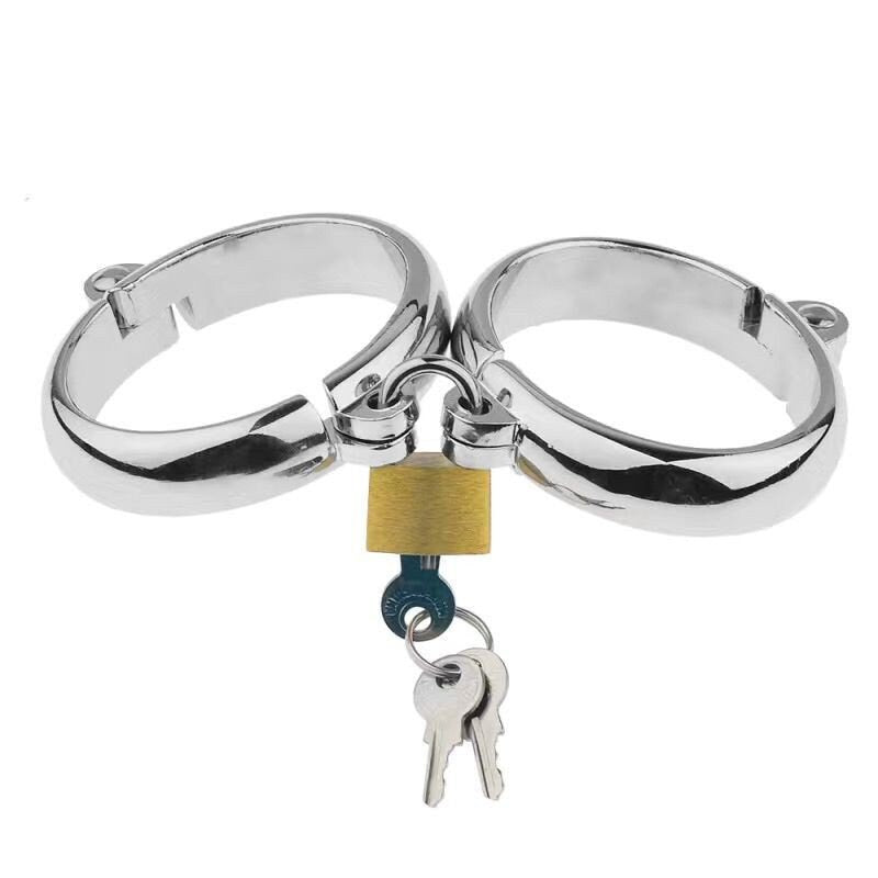 Metal Lock Handcuffs ® DOMINA STORE